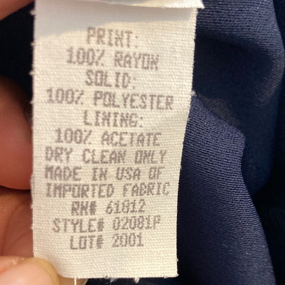 VINTAGE PETITE SOPHISTICATE COLLECTION Navy and Beige Patterned Dress Size 8 - Picture 7 of 7